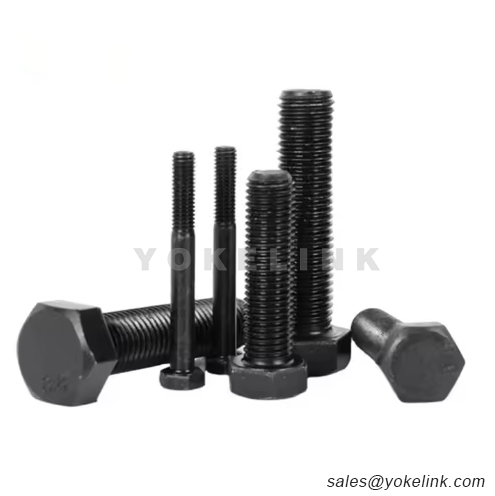 5/8"-11 x 3" ASTM A193 Grade B7 Sima Finish Nehéz hatlapfejű csavar fekete felület