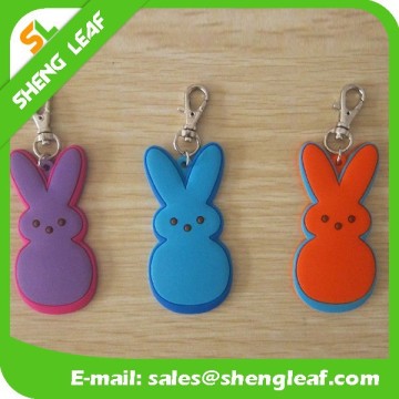 Rabbit tags beautiful keychain design plastic tag