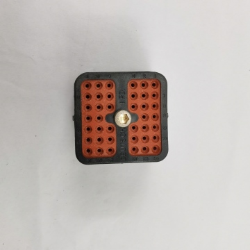 777D 785C 793C Receptacle Plug 113-0580