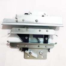 Elevator Door Parts: FAA24390H1 AT120 Door Skate and Vanes