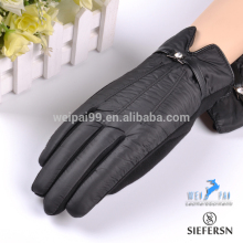 touch screen ,Winter cloth glove, warm cloth, diamond decoration , women winter gloves , women accossories,