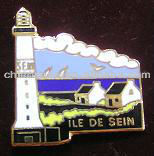 Fashion Pin Chien Chee