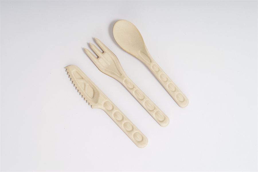 knife fork and spoon02