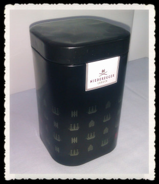 Tall rectangle tea tin can