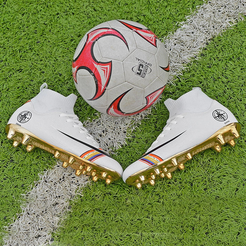 2019 Popular Golden Color Sole Long Spikes Football Shoes, White Professional Soccer Shoe