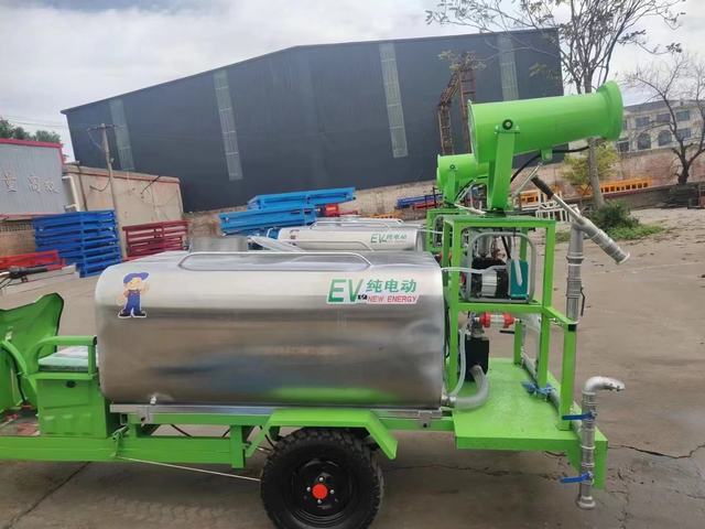 Electric Water Truck 3 Jpg