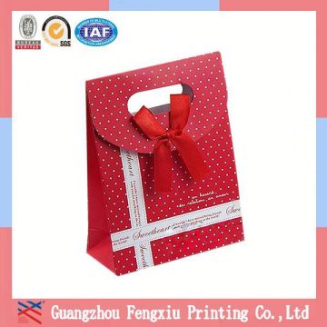 Fengxiu Customized Promotional Colorful Die Cut Handle Paper Bag