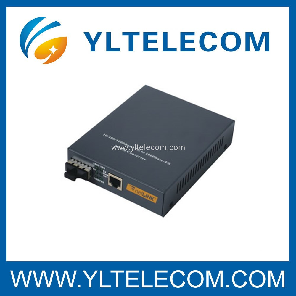 10/100M/1000M Single-mode Fiber Optic Media Converter