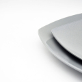 Nuevo diseño de la vajilla mayorista Modern Square Color barato es acristalado con White Rim 12 PCS Sinwerware Ceramic