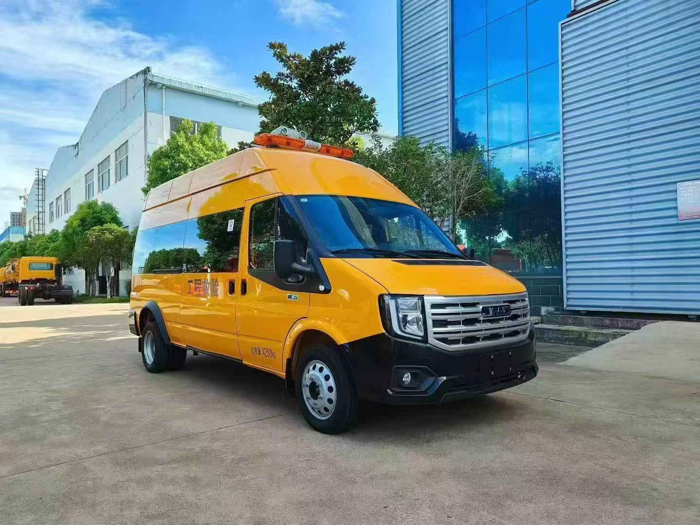 Настраиваемая спасательная мобильная платформа Customizable Rescue Mobile Stage Vehicle