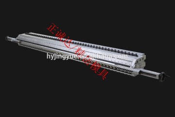 PE waterproof roll extrusion die