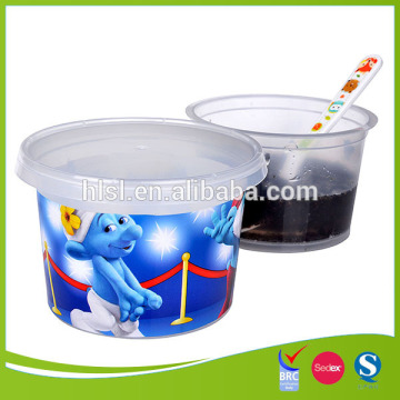 clear plastic food container