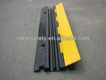 S-1134 rubber cable speed bump