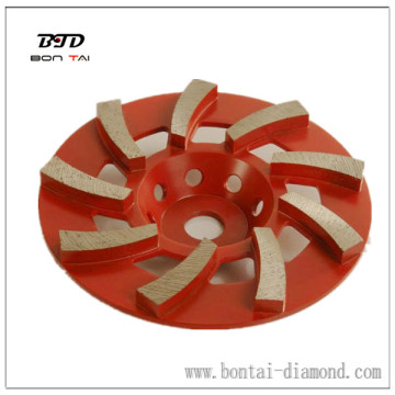 Diamond grinding wheels for grinding concrete floors