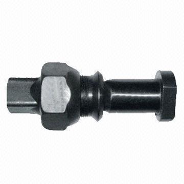 High-tension wheel stud for heavy truck