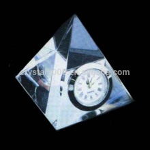 2014 new crystal gift crystal table clock crystal pyramid