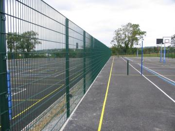 868 Twin Wire Mesh Security Fencing