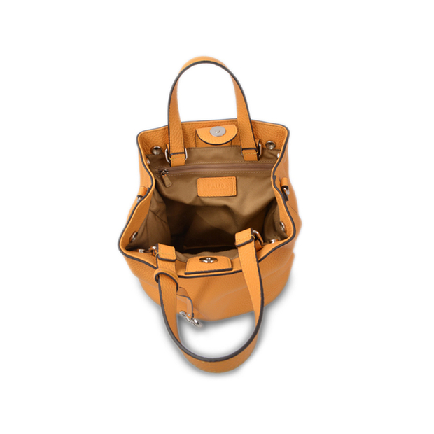 Large capacity bucket bag is suitable for girls