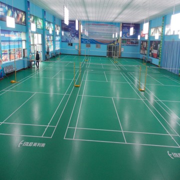 Piso de PVC Enlio para quadra de badminton