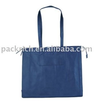 Tote shopping bag with zipper