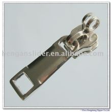 zipper puller and zipper slider