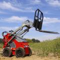 Le chargeur de skid Steer peut être équipé de pièces jointes