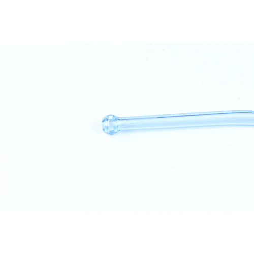 Tubo de succión desechable con punta de succión y conector