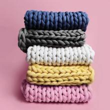 Hand Woven Polyester Chunky Knit Yarn Throw Blanket