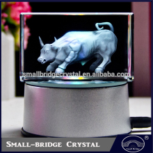 Hot sale Animals Souvenir Gift 3d Laser Crystal Bull
