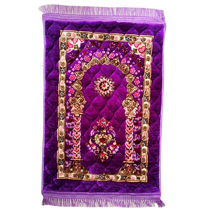 Low Price High Quality Quilted Premium Prayer Mat for Muslim