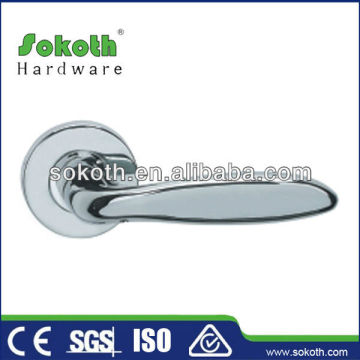 round wooden door knobs