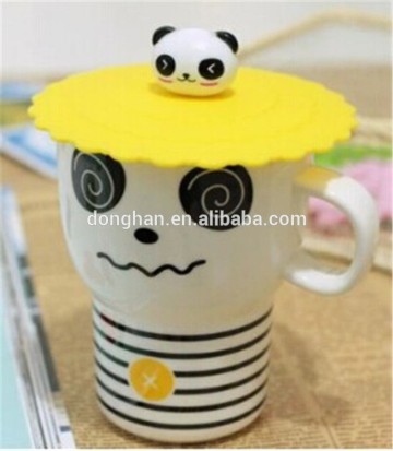 mug with silicone coffee mug cover