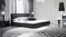 W076 Italian bedroom furniture leather bed