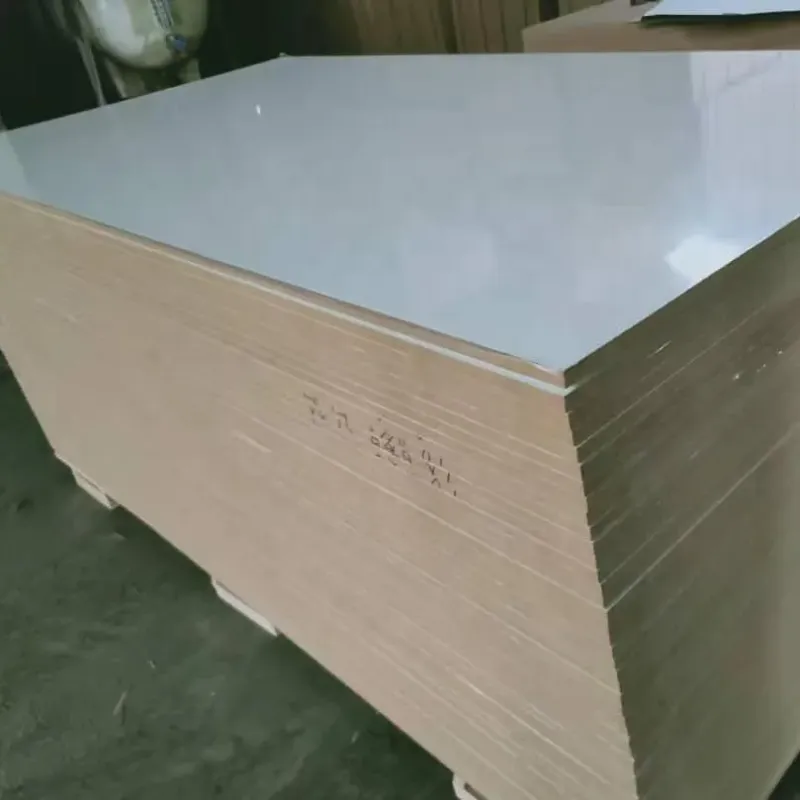 High Density MDF Board 1220X2440mm Waterproof Venner E0/E1/E2/WBP Glue