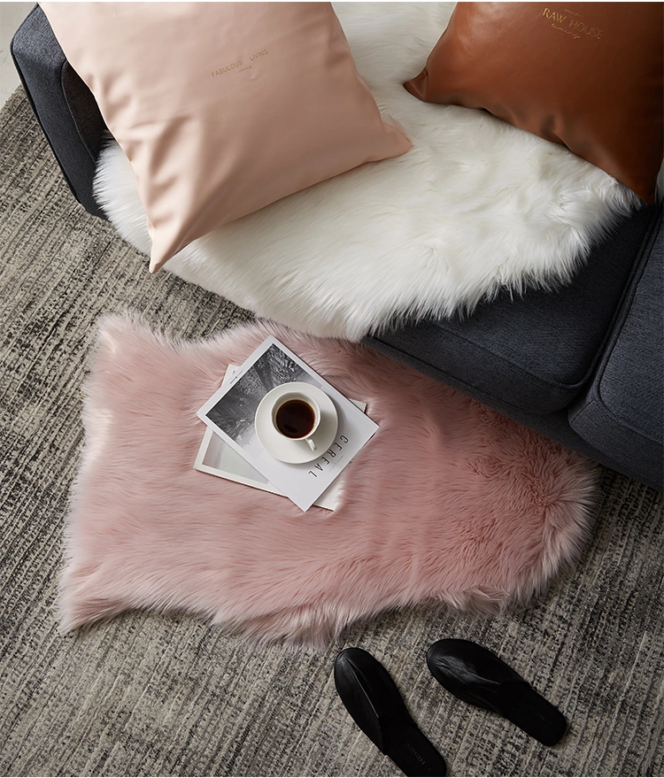 Modern Polyester Shaggy Faux Fur Rug