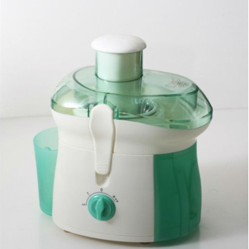 High-power household fruit juicer