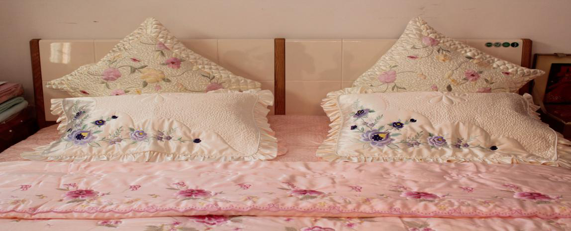 Bordir tempat tidur Bedding embroidery