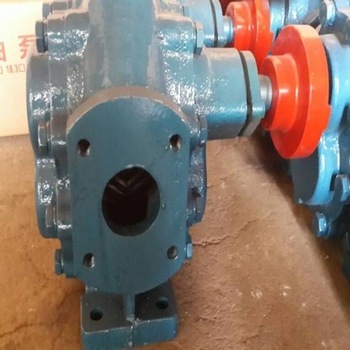 Transmission gear oil pump used in fuel transfer system