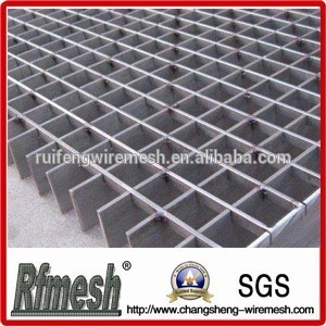 30mm Pitch welded Steel Bar Grating Steel Welded Grill Grates