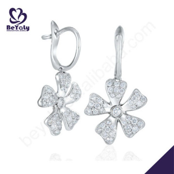 Luxurious party flower silver clasp earrings