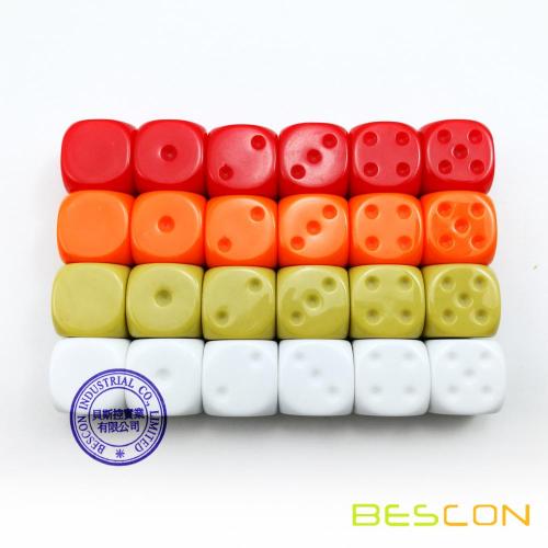 Blanc 16MM non peinte D6 jeu dés avec côté 6ème vierge, ensemble de 4 couleurs assorties de 24pcs, Cube blanc brut