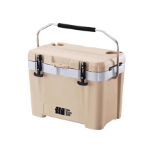 Camping Cool Boxes: Large Capacity Refrigerated Boxes for Family Travel