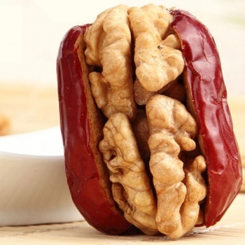 Walnut in dried red date