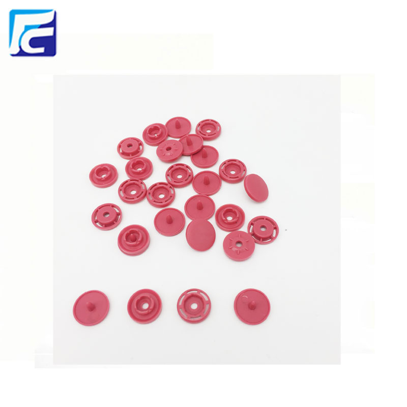 สีสันของ POM การปกป้องสิ่งแวดล้อม Plastic Snap Fasteners สำหรับเสื้อผ้า