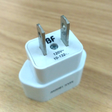 New Czech Republic Denmark to US China Taiwan 2Pin plug travel adapter converter