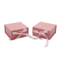 Roze lintdoos aangepaste sieraden oorbelverpakking