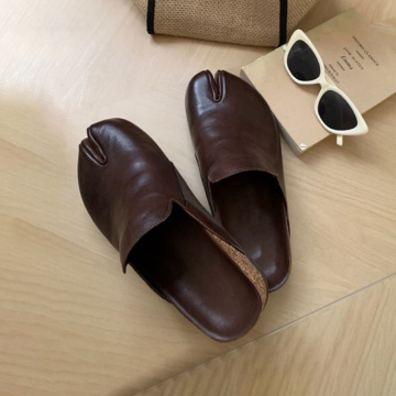 Kemayanni 2025 Custom Leather Tabi Clogs