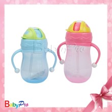 2015 hot sell promotional baby products cute shape PP+silicone material baby training cup nipple cup with color