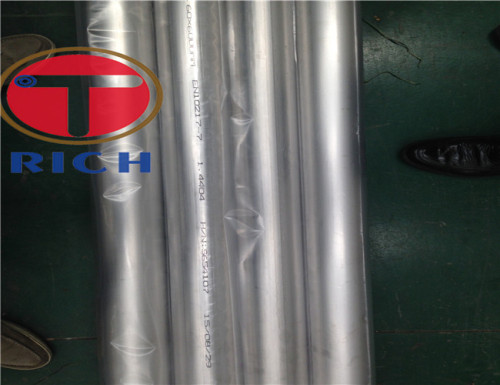 Anpassade sömlösa rostfritt stålrör för flytande transport GB / T 14976