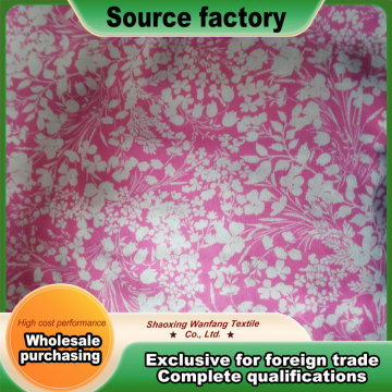 White flowers on a pink base